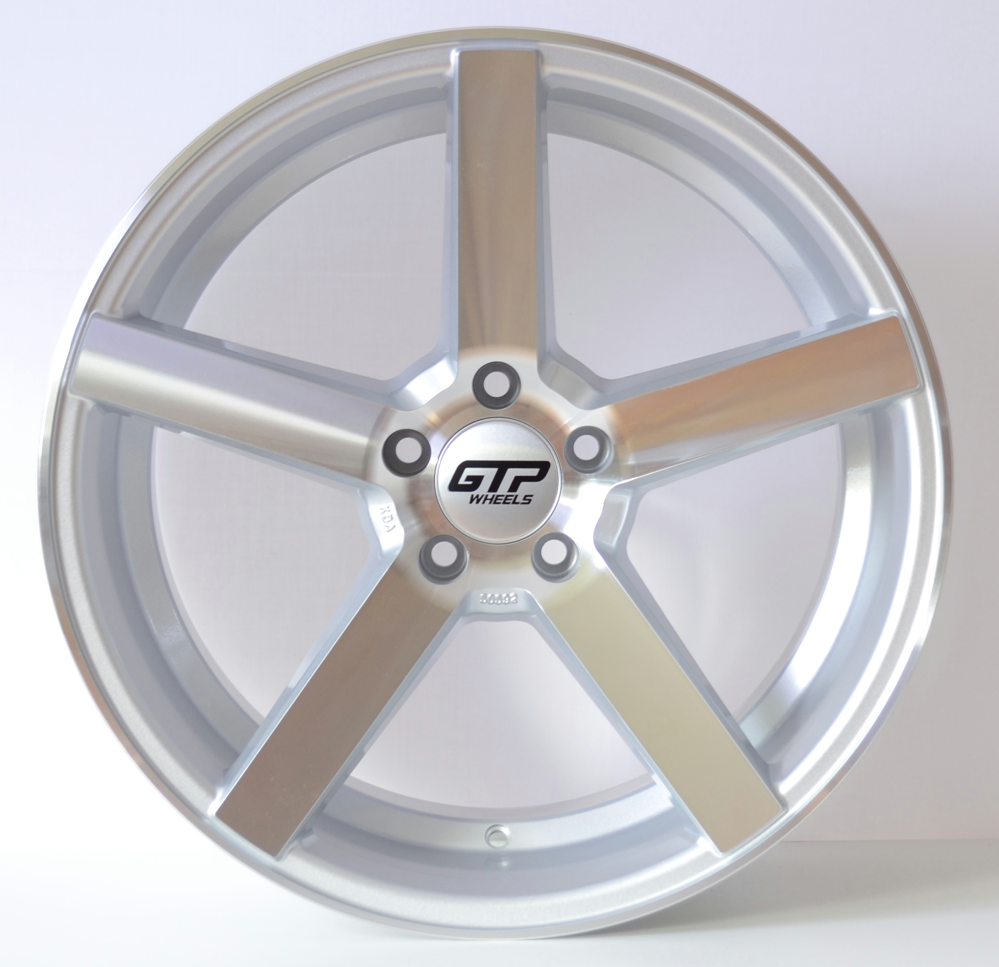 GTP 080 9.5X19 5X120 ET35 S/PF-267